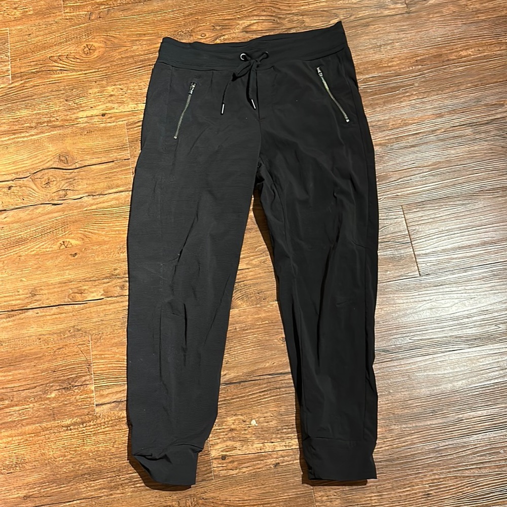 Athleta Trekkie North Jogger size 10